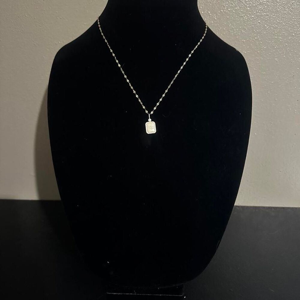 Unbranded Women's Silver and Gold Jewellery